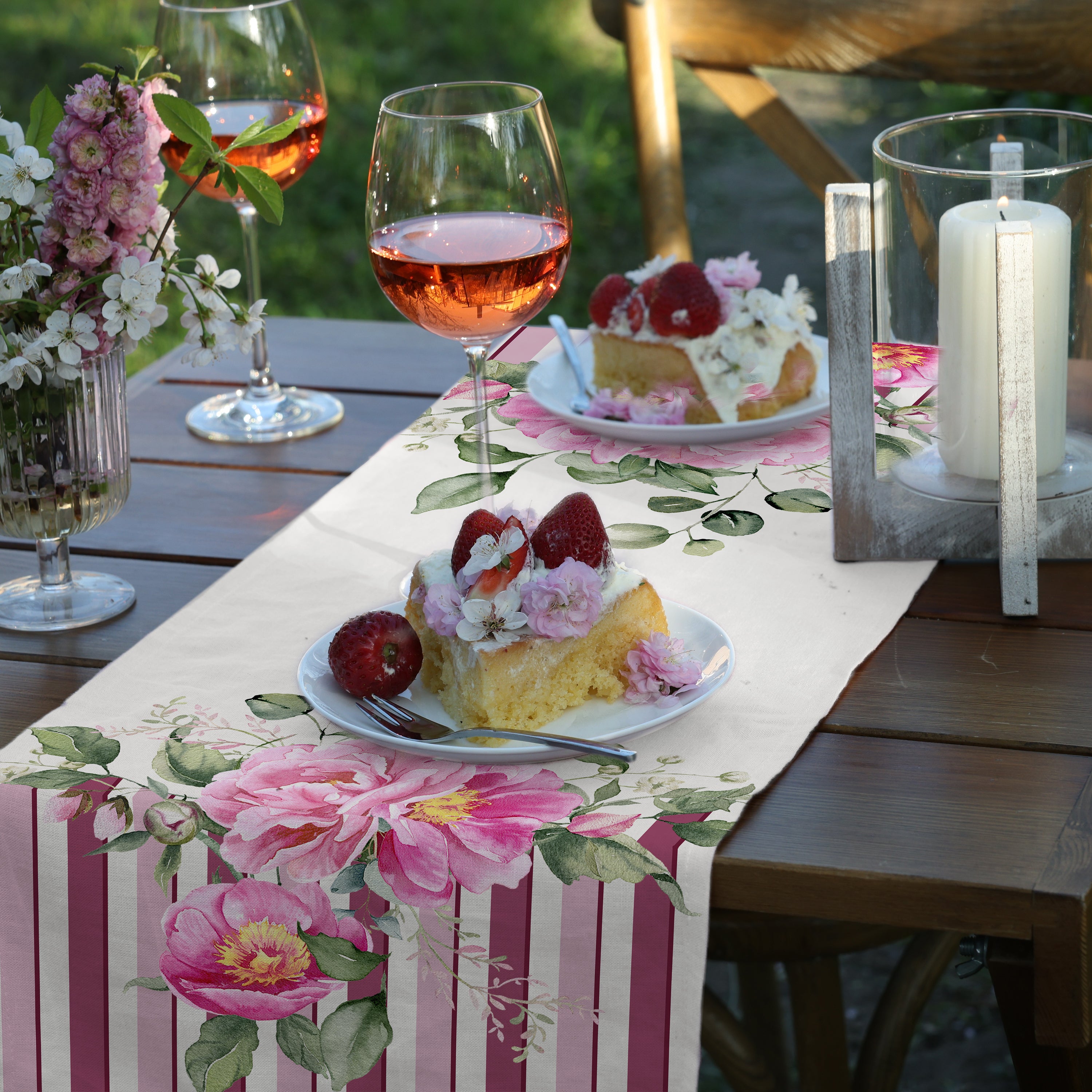 Peony pink runner
