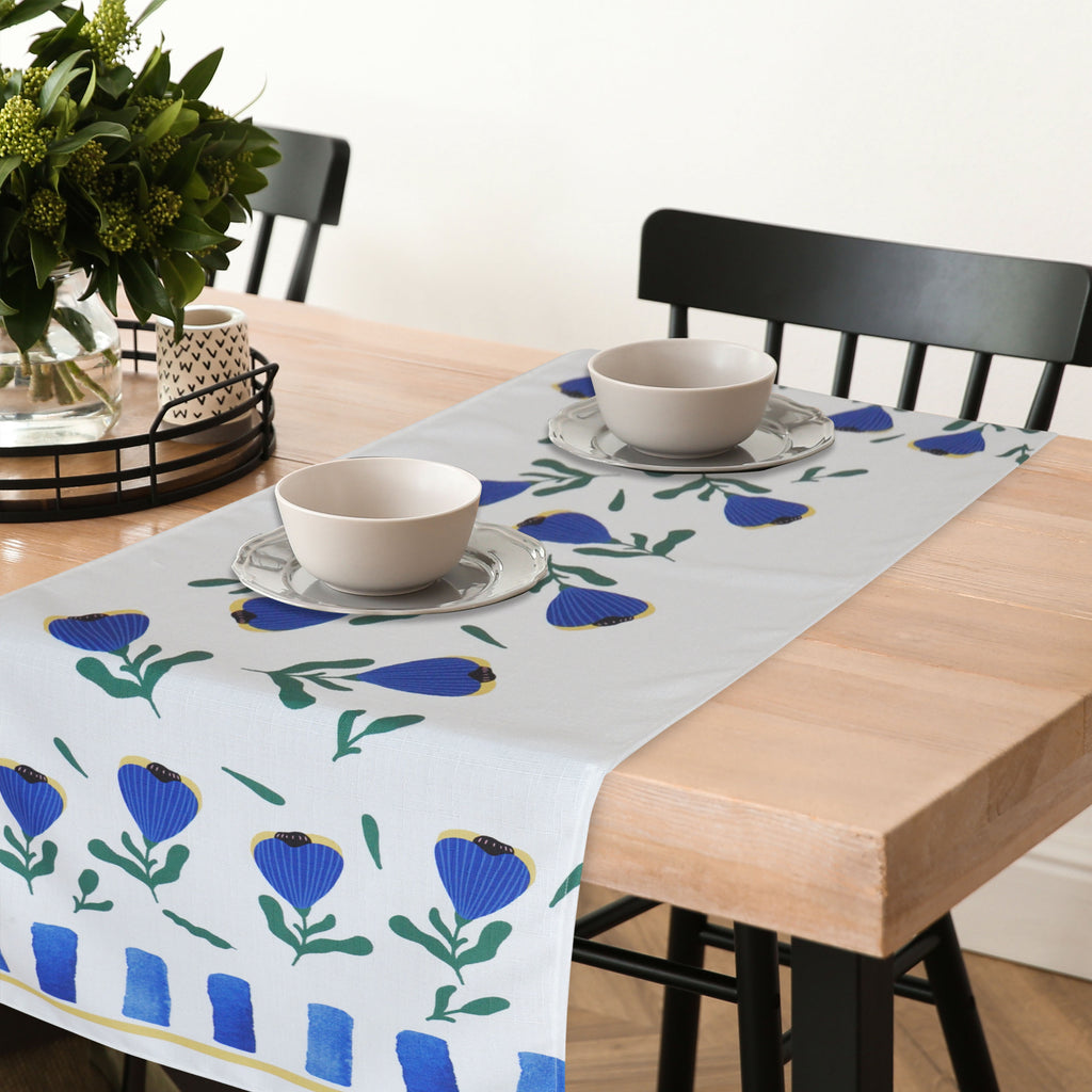 Yoko blue flowers runner